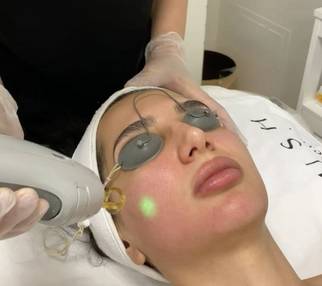 Skin Analysis & Customised Facial at Éclat Aesthetics